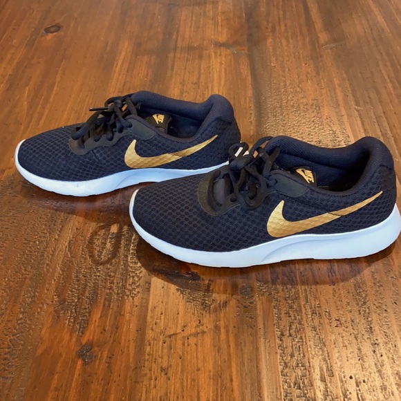 Nike Tanjun Metallic Gold.  A  Modern Design For An Elevated Everyday Look. - Picture 2 of 8